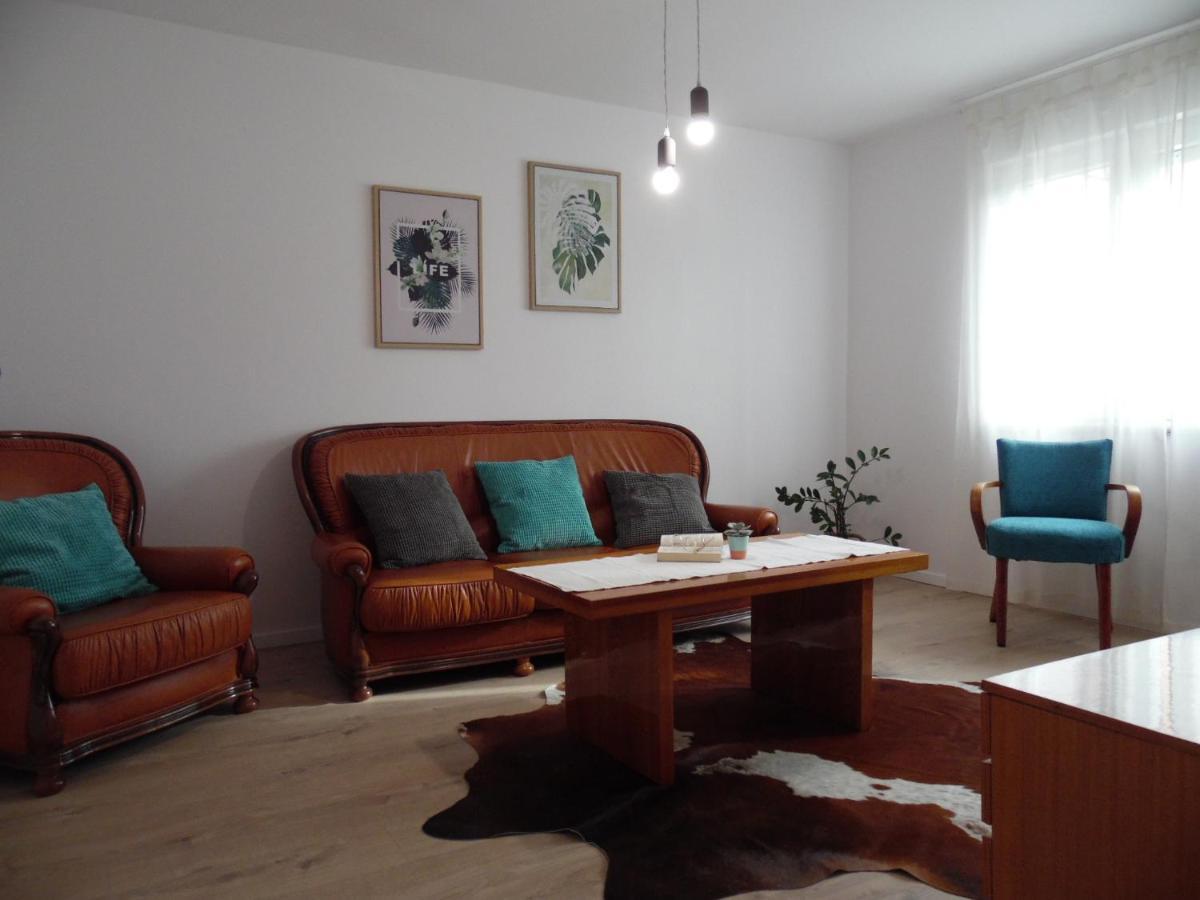 Apartment Lena Pula Extérieur photo